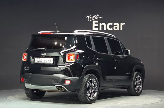 Jeep Renegade 2.0 Diesel Limited AWD — пробег 110 885 км — фото 2 из 5