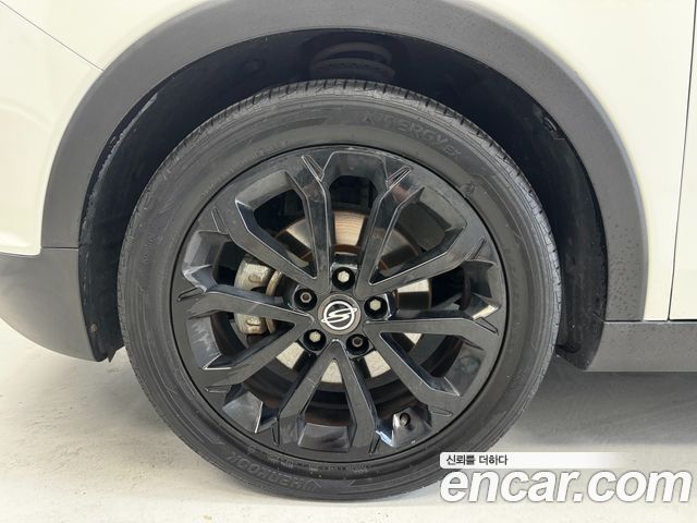 Ssangyong TIBOLI из Кореи Encar