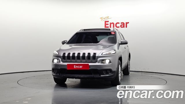 Jeep Cherokee 2.4 Longitude AWD — пробег 117 351 км — фото 3 из 5