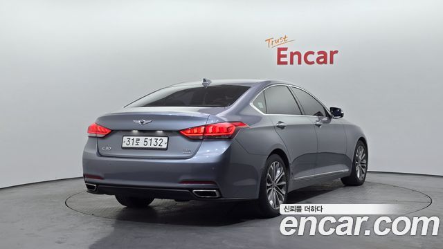 Hyundai Genesis из Кореи Encar