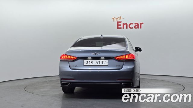 Hyundai Genesis из Кореи Encar