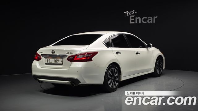 Nissan Altima из Кореи Encar