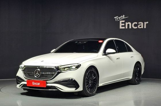 Mercedes-Benz E-Class E300 4MATIC AMG Line — пробег 13 193 км — фото 1 из 5