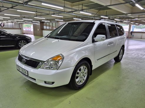 Kia Carnival Grand Carnival GLX Deluxe — пробег 141 000 км — фото 3 из 5