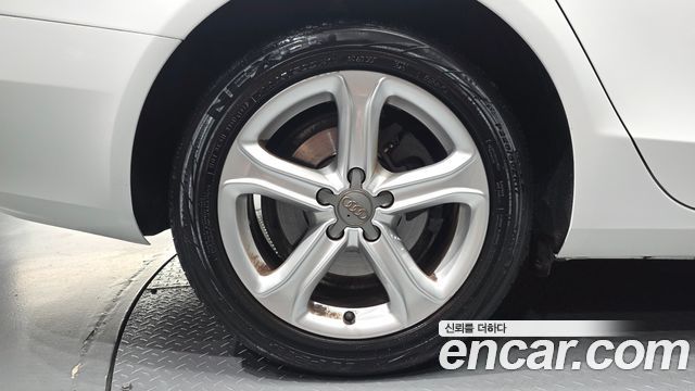 Audi A4 из Кореи Encar