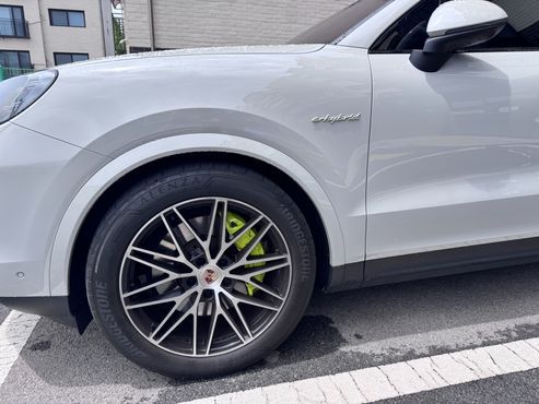 Porsche Cayenne 3.0 E-Hybrid Coupe — пробег 23 500 км — фото 5 из 5