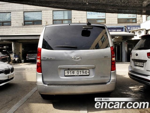 Hyundai Starex Van 3-Seater Smart — пробег 301 550 км — фото 3 из 5