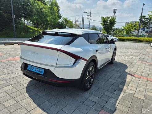 Kia EV6 Long Range Air — пробег 72 260 км — фото 2 из 5