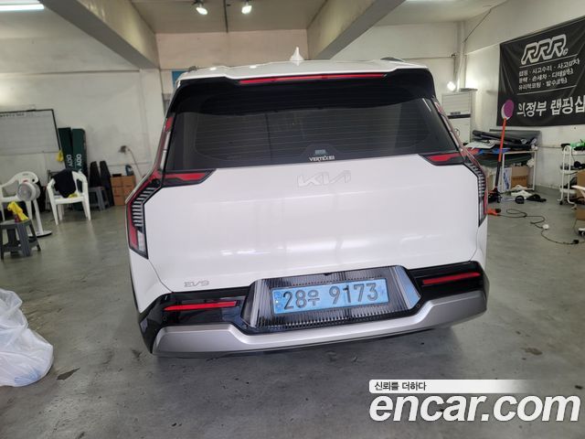 Kia EV9 из Кореи Encar