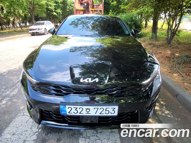 Kia K5 Prestige — пробег 15 000 км — фото 1 из 5