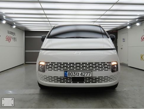 Hyundai Staria Cargo 5-Seater Smart — пробег 29 418 км — фото 3 из 5