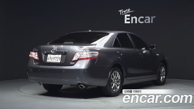 Toyota Camry Hybrid — пробег 96 698 км — фото 2 из 5