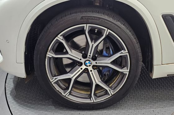 BMW X5 xDrive 40i M Sport — пробег 100 473 км — фото 5 из 5