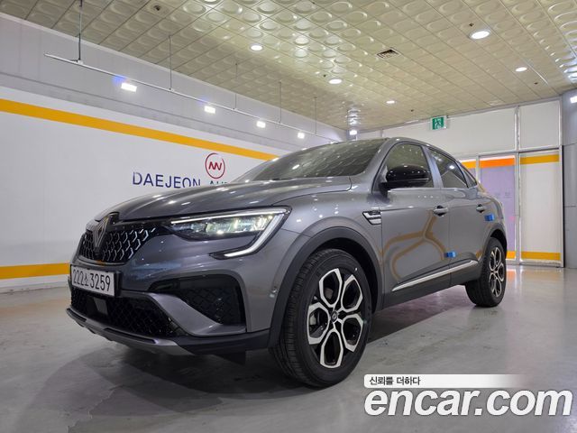 Renault (Samsung) Arkana 1.6 GTe Iconic — пробег 38 км — фото 1 из 5