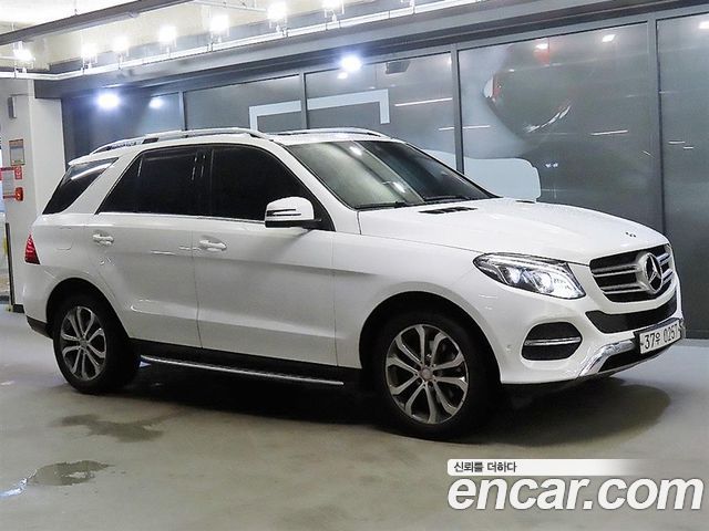 Mercedes-Benz GLE-Class GLE250 d 4MATIC — пробег 85 550 км — фото 1 из 5