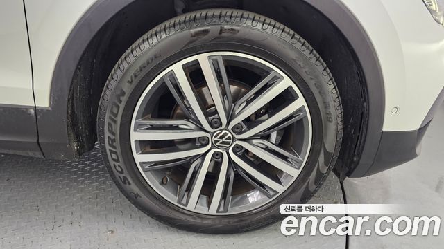 Volkswagen Tiguan из Кореи Encar