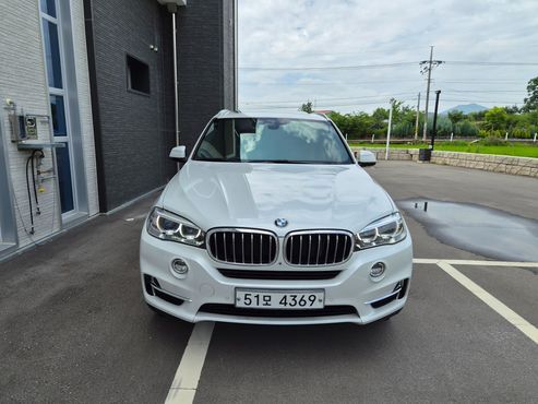 BMW X5 xDrive 30d — пробег 79 000 км — фото 3 из 5