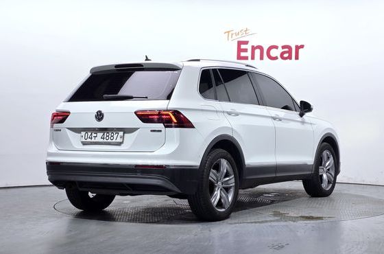 Volkswagen Tiguan 2.0 TDI 4Motion Prestige — пробег 146 487 км — фото 2 из 5