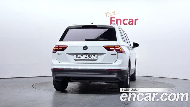 Volkswagen Tiguan 2.0 TDI 4Motion Prestige — пробег 146 487 км — фото 4 из 5