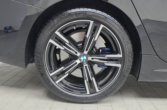 BMW 3-Series 320i M Sport — пробег 6 350 км — фото 5 из 5