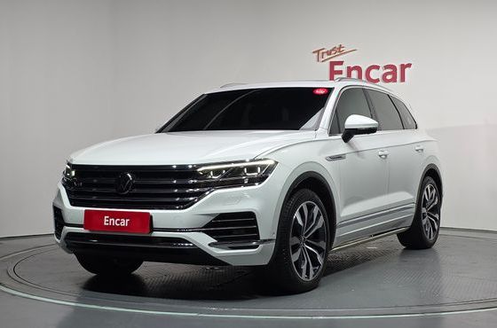Volkswagen Touareg 4.0 TDI Prestige — пробег 55 318 км — фото 1 из 5