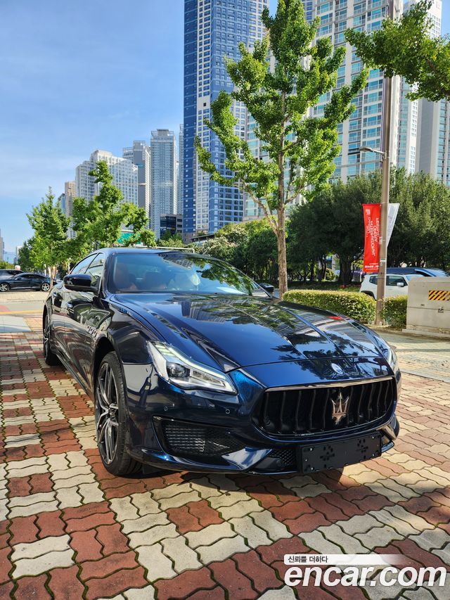 Maserati Quattroporte из Кореи Encar