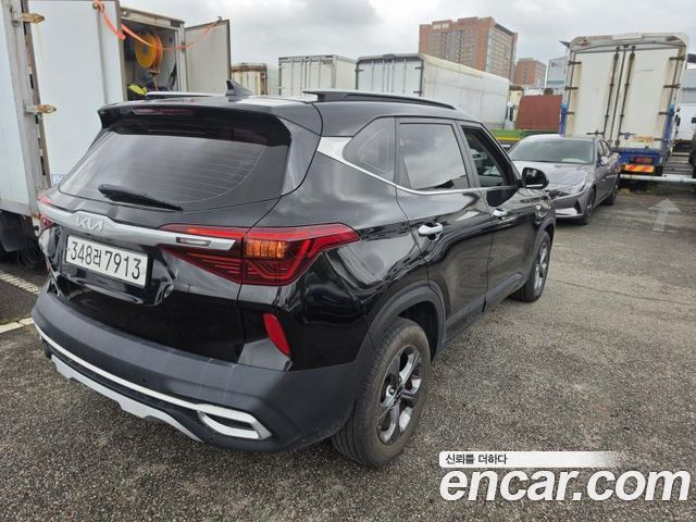 Kia Seltos из Кореи Encar