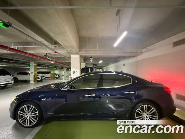 Maserati Ghibli из Кореи Encar