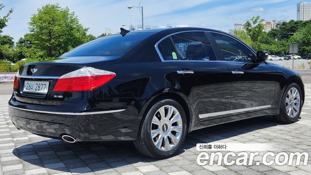 Hyundai Genesis из Кореи Encar