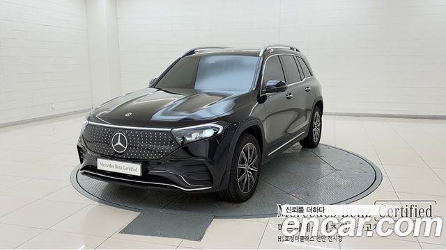Mercedes-Benz EQB EQB300 4MATIC AMG Line — пробег 9 679 км — фото 1 из 5