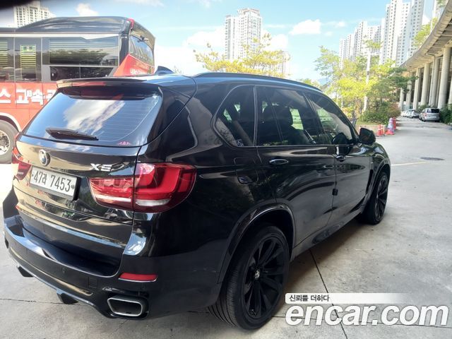 BMW X5 xDrive 40d Black&White Edition — пробег 146 192 км — фото 2 из 5