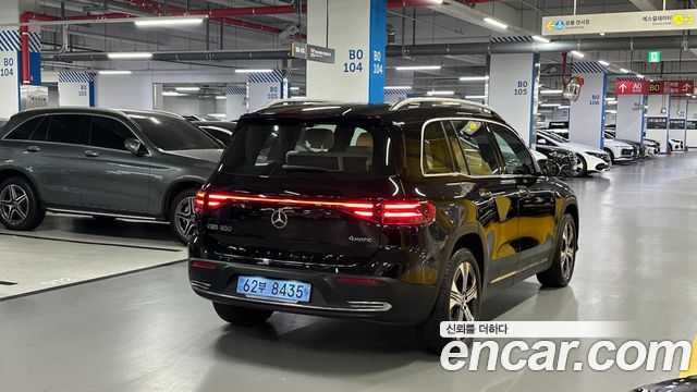 Mercedes-Benz EQB EQB300 4MATIC AMG Line — пробег 6 000 км — фото 4 из 5