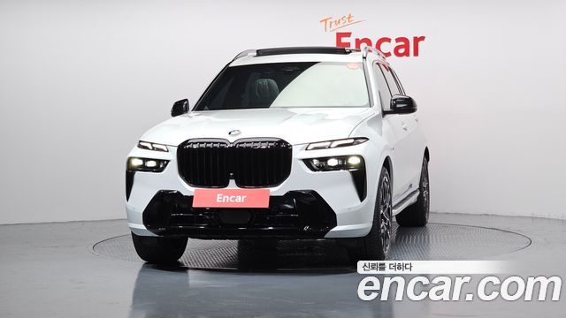 BMW X7 xDrive 40i M Sport 6STR — пробег 5 445 км — фото 3 из 5
