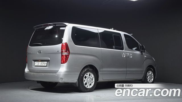 Hyundai Starex 11-Seater Wagon CVX Premium — пробег 162 006 км — фото 2 из 5