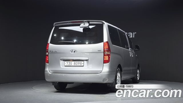 Hyundai Starex 11-Seater Wagon CVX Premium — пробег 162 006 км — фото 4 из 5