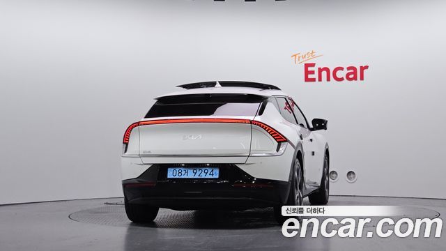 Kia EV6 из Кореи Encar