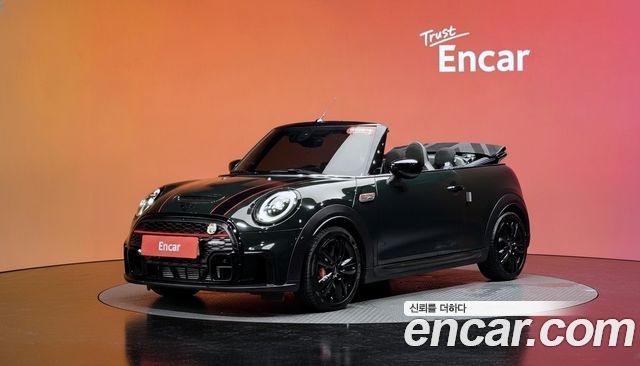 Mini Cooper Convertible JCW 3rd — пробег 23 832 км — фото 1 из 5