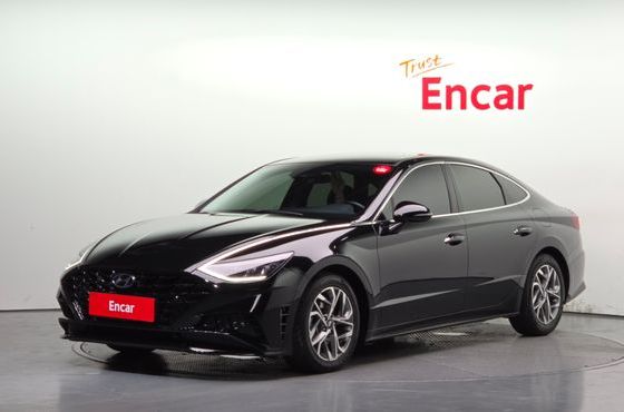Hyundai Sonata 2.0 Premium Plus — пробег 72 667 км — фото 1 из 5
