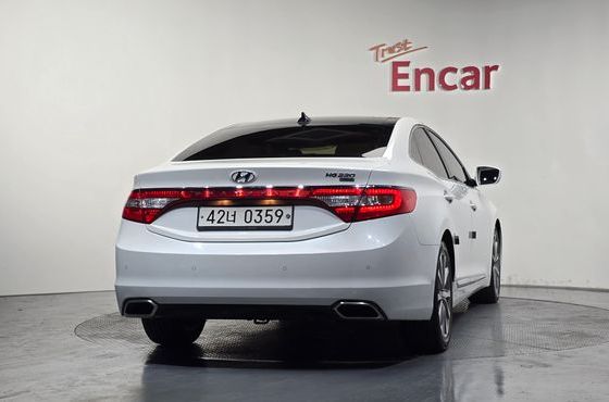 Hyundai Grandeur HG220 Diesel Premium — пробег 171 435 км — фото 4 из 5