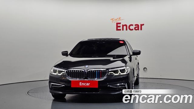 BMW 5-Series 530i Luxury Plus — пробег 71 361 км — фото 3 из 5