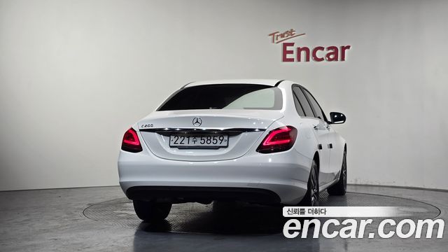 Mercedes-Benz C-Class из Кореи Encar