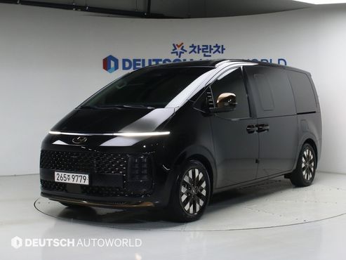Hyundai Staria 4WD Lounge 9-Seater Inspiration — пробег 58 709 км — фото 1 из 5