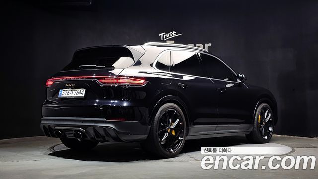 Porsche Cayenne 3.0 — пробег 61 475 км — фото 2 из 5