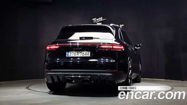 Porsche Cayenne 3.0 — пробег 61 475 км — фото 4 из 5