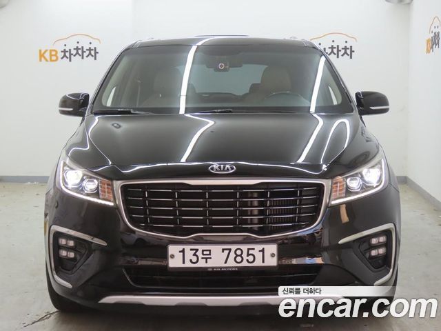 Kia Carnival из Кореи Encar
