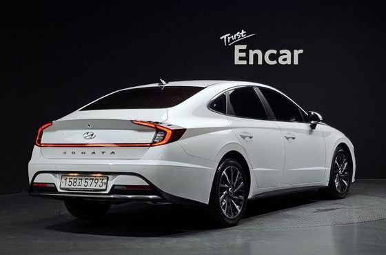 Hyundai Sonata 2.0 Premium Family — пробег 26 696 км — фото 2 из 5