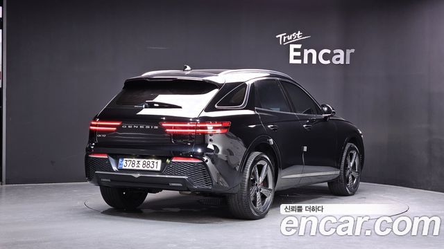 Genesis GV70 из Кореи Encar