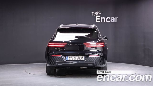 Genesis GV70 из Кореи Encar