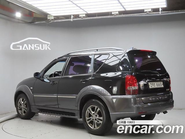 Ssangyong Rexton 2WD RX4 High Deluxe — пробег 165 139 км — фото 3 из 5