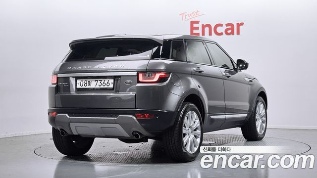 Land Rover Range Rover Evoque 2.0 TD4 HSE — пробег 100 482 км — фото 2 из 5